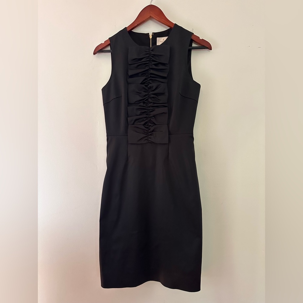 Kate Spade. LBD w/ ruching on top. Size: 2.